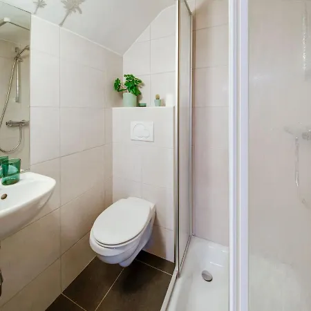 Comfortable Holiday In With Sauna And Garden وايمس